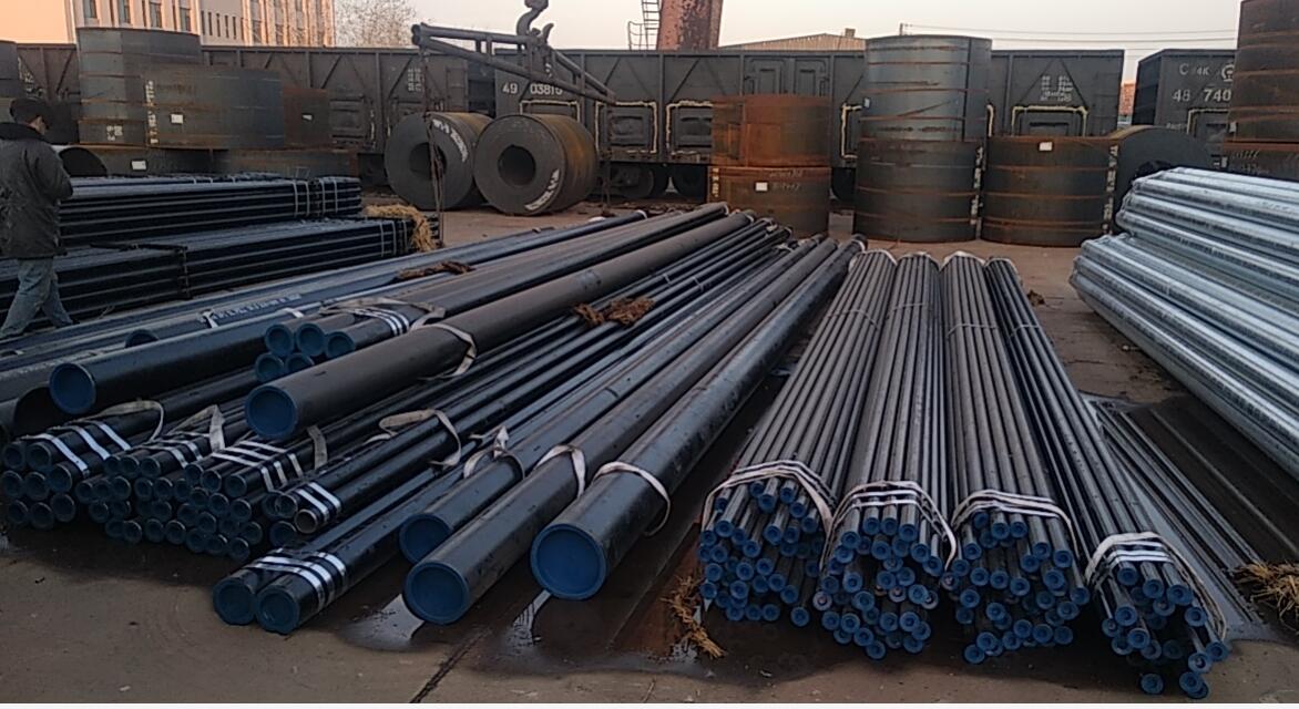 Transportation of steel pipes in caravan from China to Uzbek
